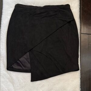 NWT Vici Asymmetrical Black Faux Suede Skirt Size M
